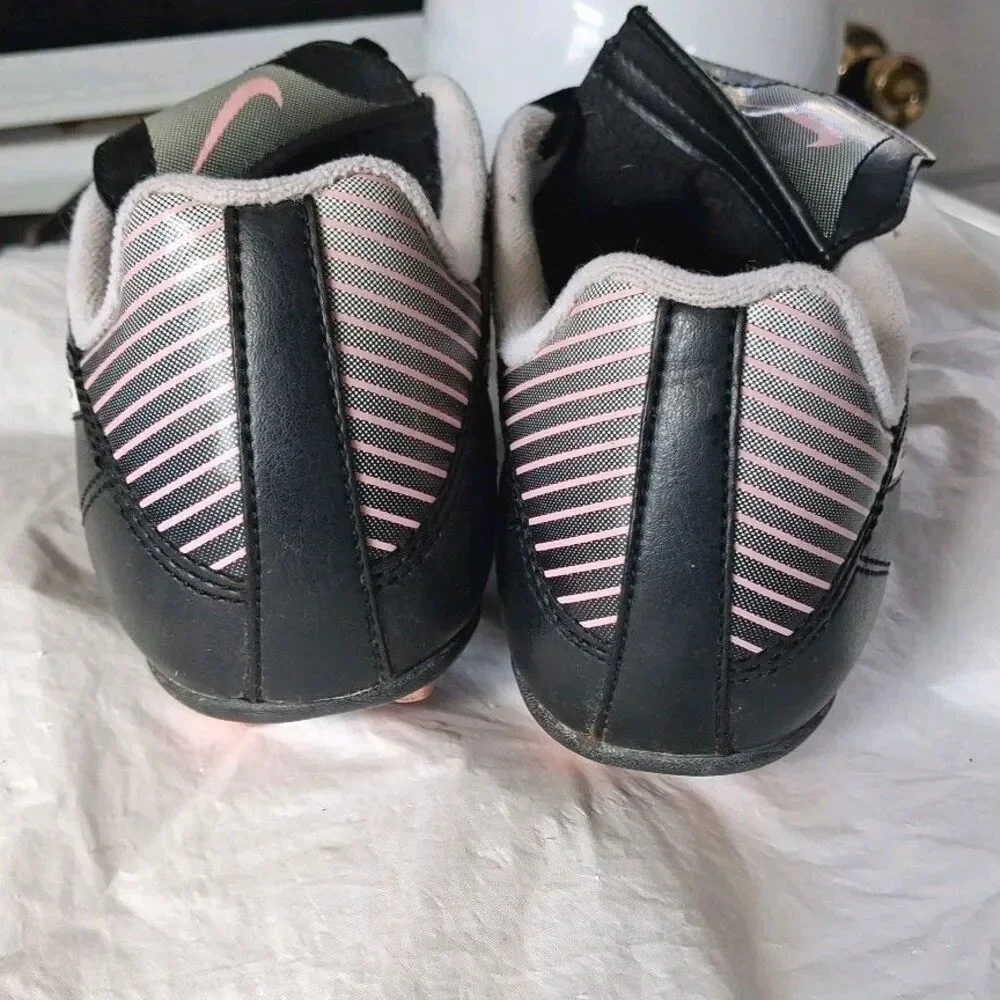 SZ 5 NIKE TIEMPO NATURAL III TF BLACK PINK SOCCER TURF CLEATS 385411-061